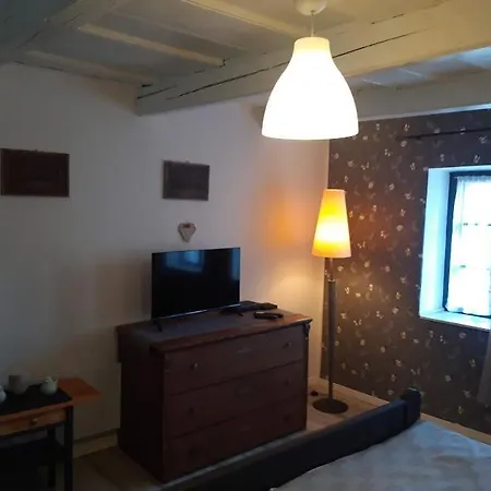Kismadar Vendeghaz Apartment