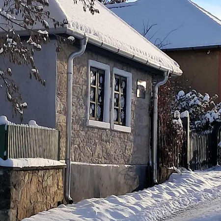 Kismadar Vendeghaz Lejlighed
